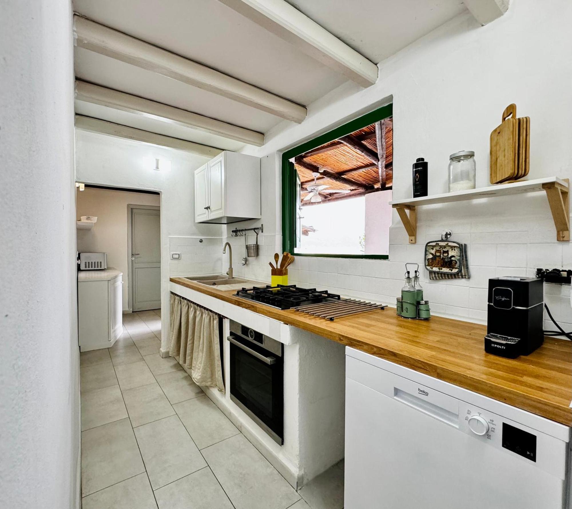 Villa Pomelia, Villa Nel Corso Di Santa Marina Salina A 50 Mt Dal Mare Екстериор снимка